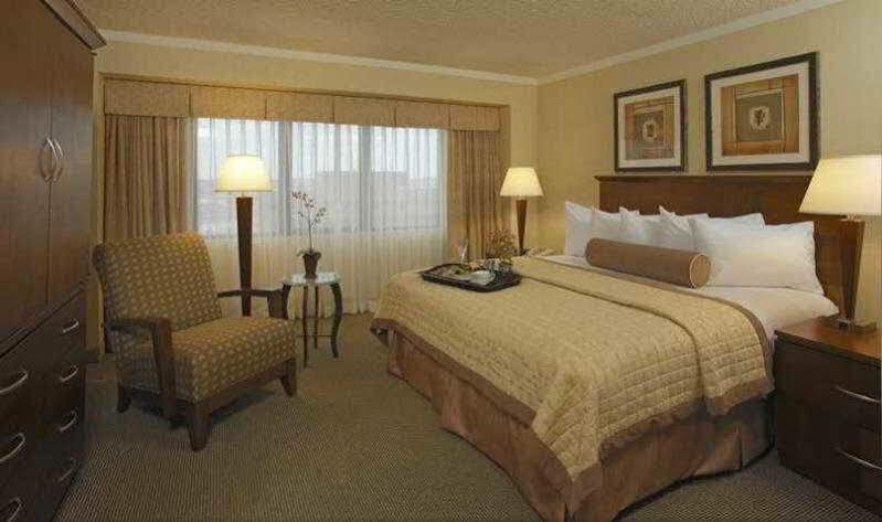 Embassy Suites Denver Tech Center Сентенниал Экстерьер фото
